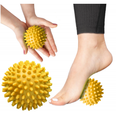 Piłka z kolcami do masażu SPIKE+ 10cm (żółta)